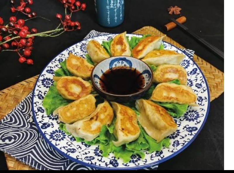 RB12. Raviolis grillés au bœuf 12 pièces