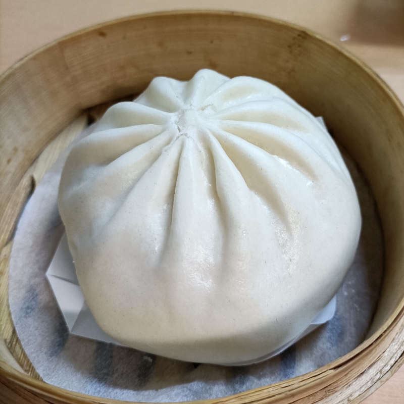 A9. Brioches chashao au porc (1pcs)