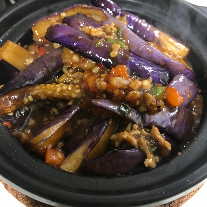 鱼香茄子煲（中国茄子)/Pot d'aubergines chinoises au porc haché
