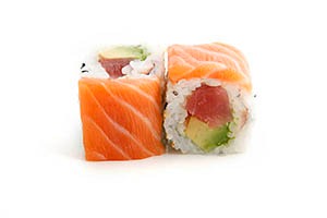82. California maki Royal thon avocat 6pcs