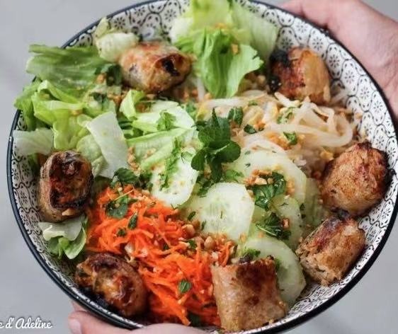 B4. Bo Bun végétarien