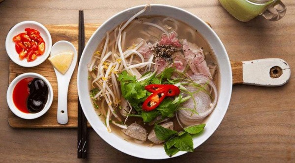 PH1. Pho special au boeuf