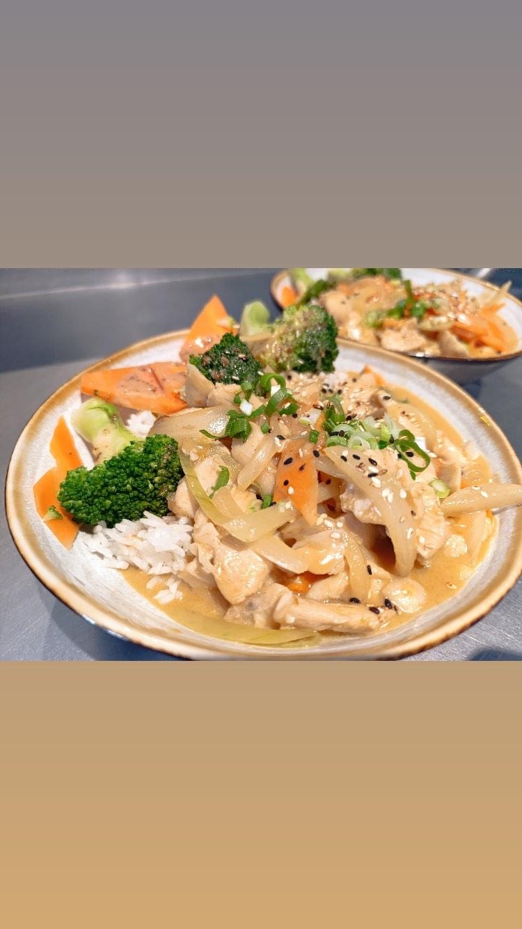 B04. 椰奶咖喱鸡 Poulet au curry