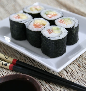M02. Maki saumon avocat 6p