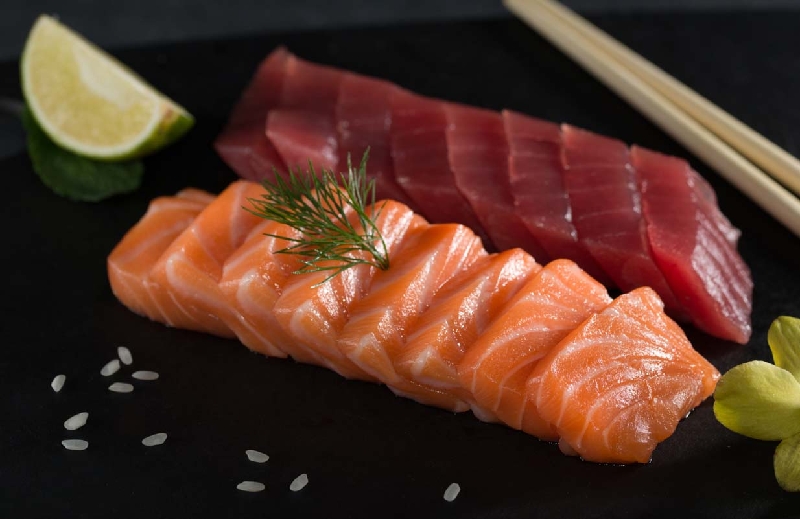 SA03. Sashimi saumon et thon 10p