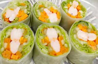 18. Prawn NEM, Fresh vegetable and cooked prawn rolls