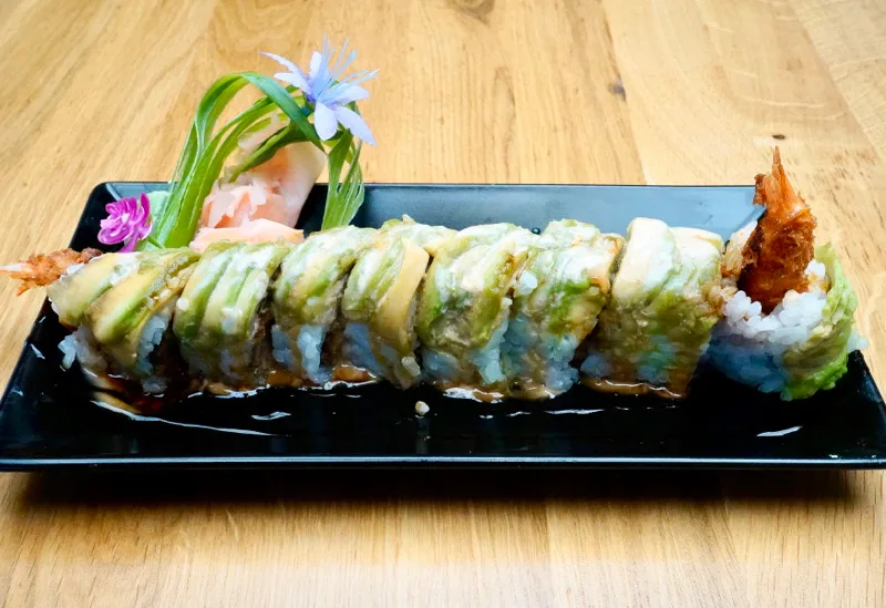 DRAGON ROLL