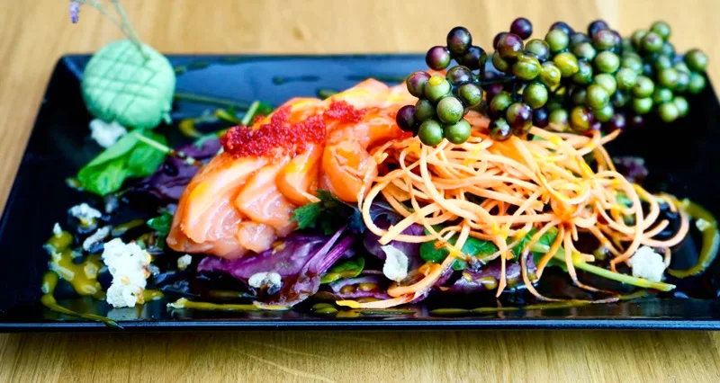 LACHS-TATAKI