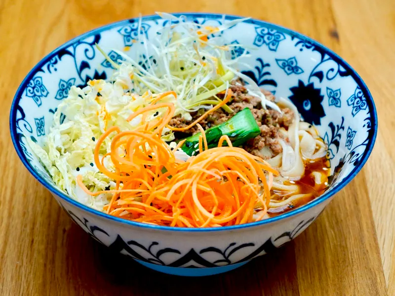 CHICKEN NOODLES