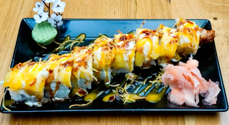 TROPICAL MANGO ROLL (V)