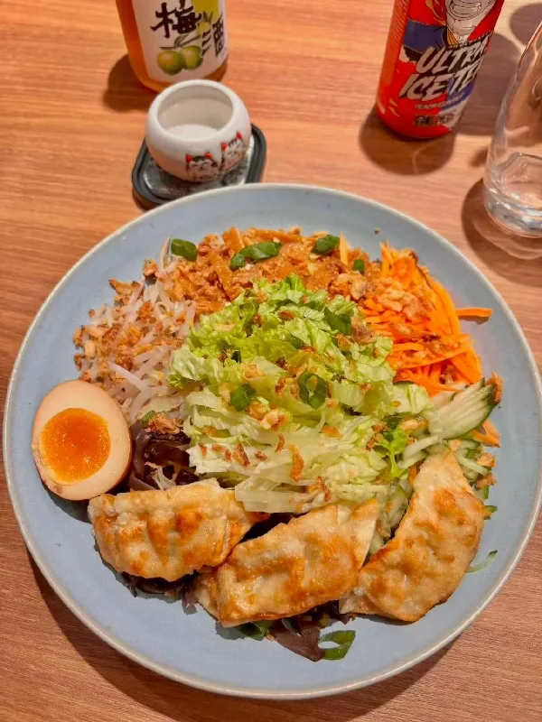 ETE4. Natsu ramen Gyoza