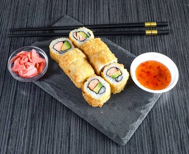 MS04-makicalifornia saumon avocat frit 